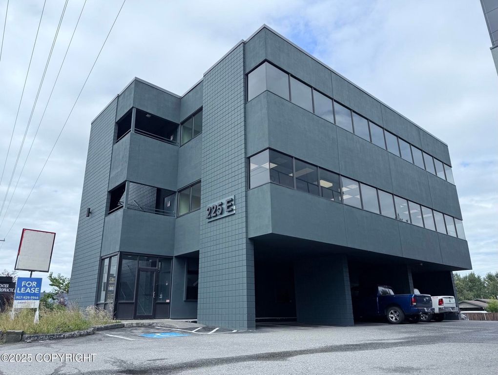 225 E Fireweed Lane, Anchorage, AK 99503