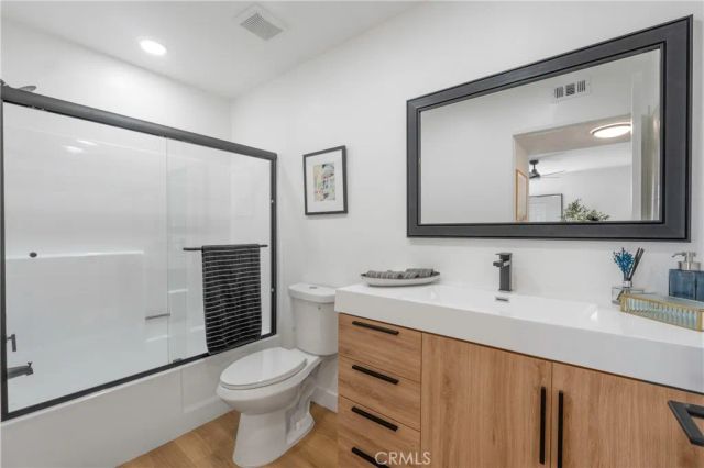 9714 Sepulveda 217, North Hills, CA 91343