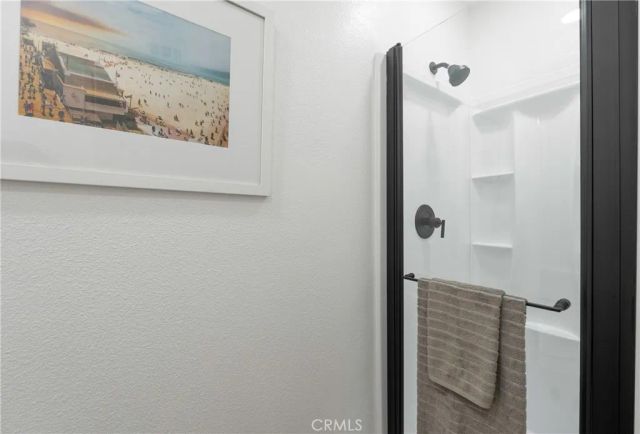 9714 Sepulveda 217, North Hills, CA 91343