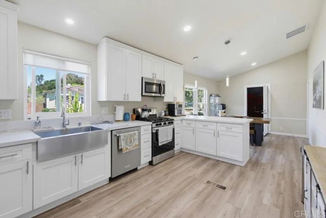 1120 Harvest Lane, Vista, CA 92081