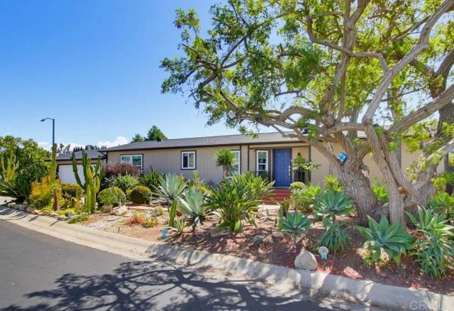 1120 Harvest Lane, Vista, CA 92081