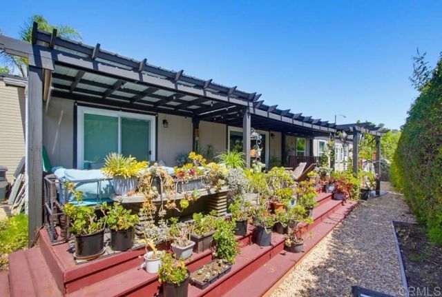 1120 Harvest Lane, Vista, CA 92081