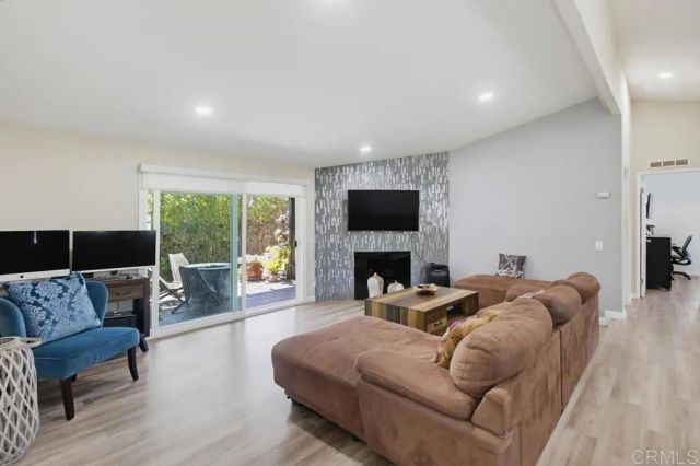 1120 Harvest Lane, Vista, CA 92081