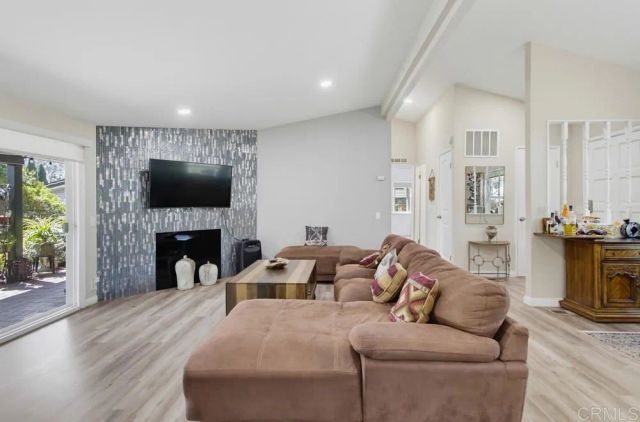 1120 Harvest Lane, Vista, CA 92081