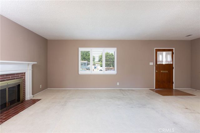 2862 Albury Ave, Long Beach, CA 90815