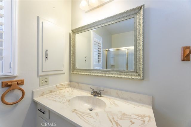 2862 Albury Ave, Long Beach, CA 90815