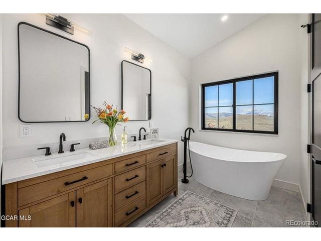 634 Lower Ranch View Rd, Granby, CO 80446