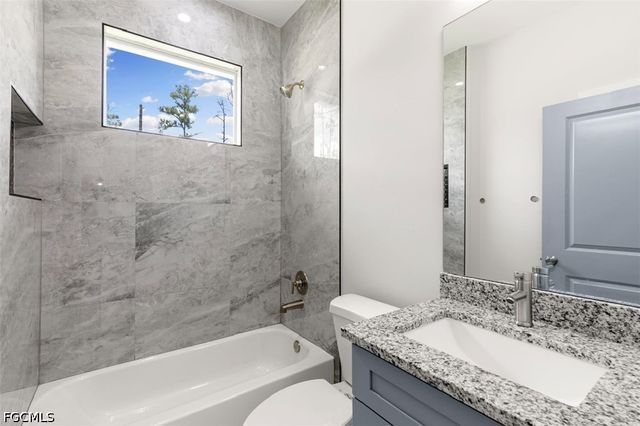 343 Desoto BLVD N, Naples, FL 34120