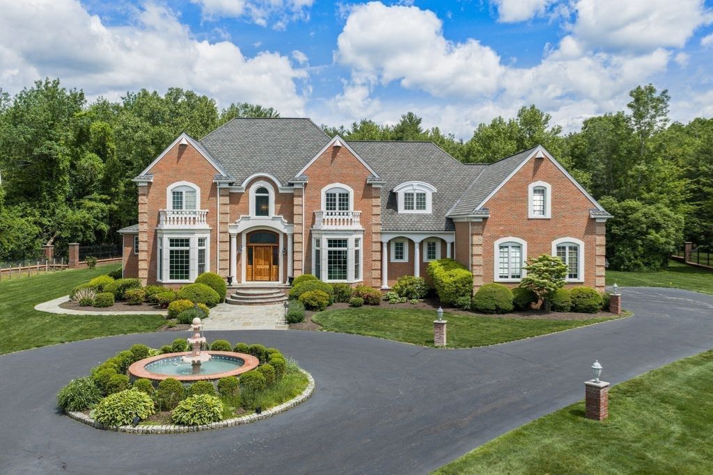 15 Brown Street, Weston, MA 02493