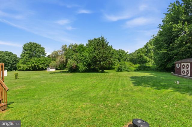 439 MEADOW DR, Lincoln University, PA 19352