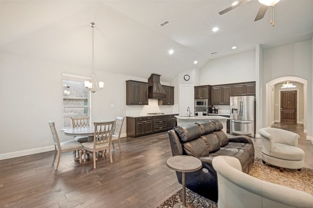 120 Shadow Creek Lane, Hickory Creek, TX 75065
