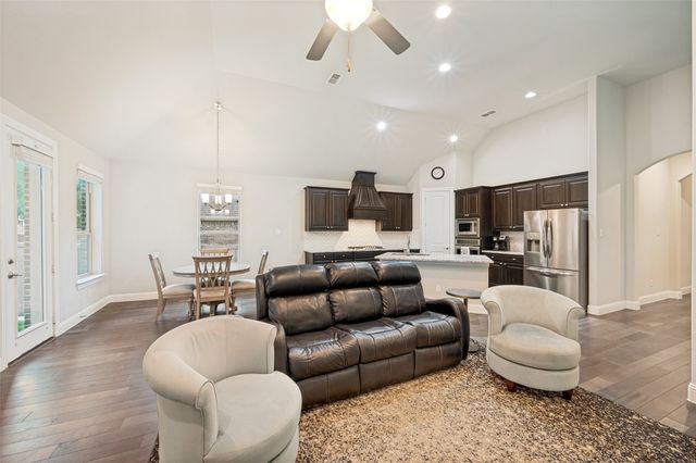 120 Shadow Creek Lane, Hickory Creek, TX 75065