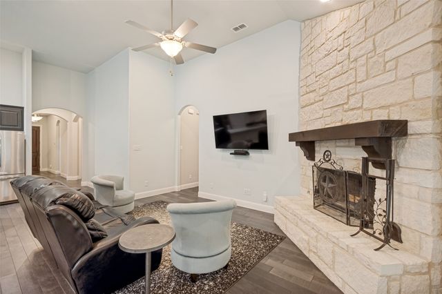 120 Shadow Creek Lane, Hickory Creek, TX 75065