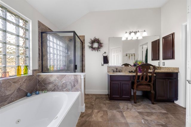 2521 Twisting Pine Court, Kingwood, TX 77345