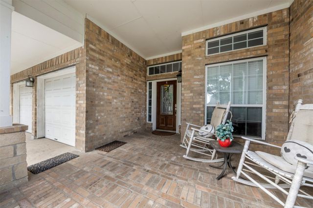 2521 Twisting Pine Court, Kingwood, TX 77345
