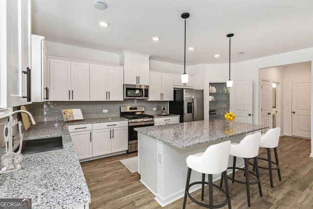1525 Wellston Drive, Lawrenceville, GA 30043