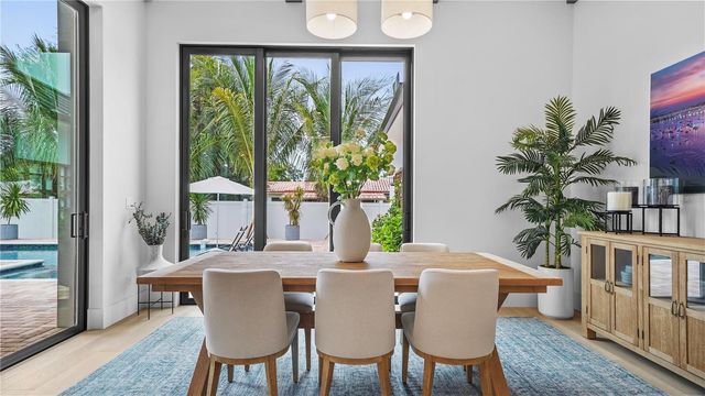 1915 TULIP DRIVE, Sarasota, FL 34239