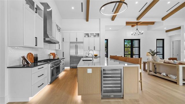 1915 TULIP DRIVE, Sarasota, FL 34239