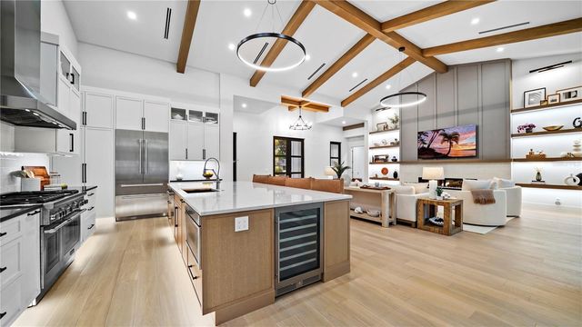 1915 TULIP DRIVE, Sarasota, FL 34239