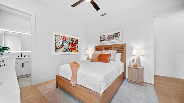 1915 TULIP DRIVE, Sarasota, FL 34239