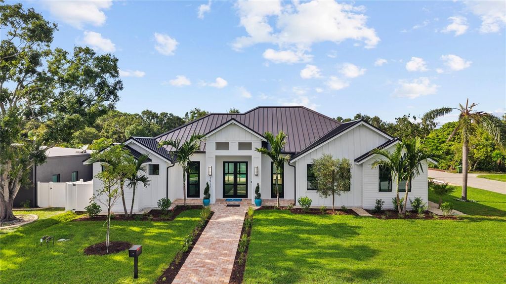 1915 TULIP DRIVE, Sarasota, FL 34239