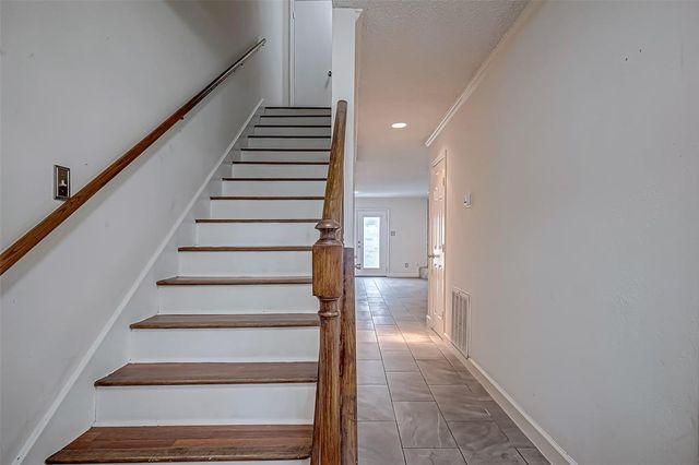 8427 Ariel Street, Houston, TX 77074