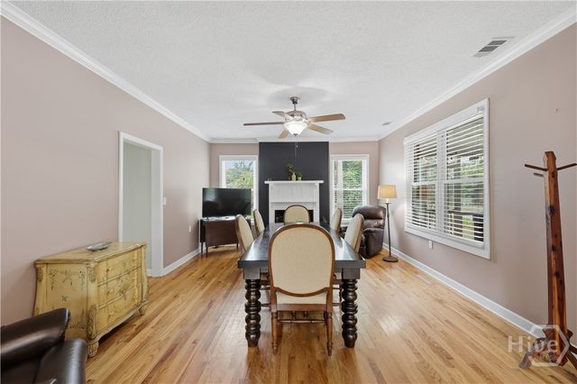 8818 Whitefield Avenue, Savannah, GA 31406