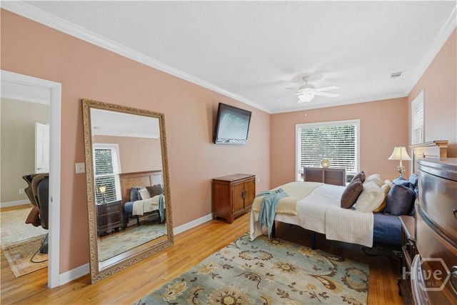 8818 Whitefield Avenue, Savannah, GA 31406