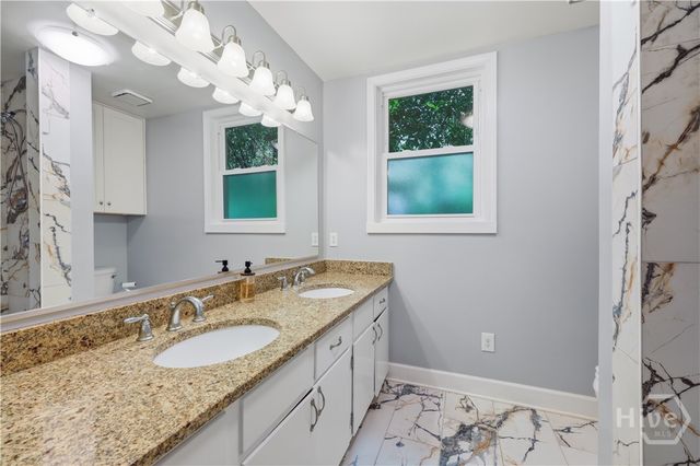 8818 Whitefield Avenue, Savannah, GA 31406