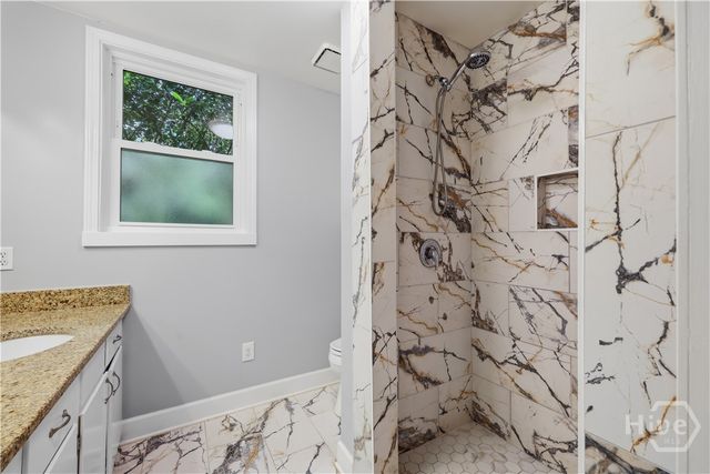 8818 Whitefield Avenue, Savannah, GA 31406
