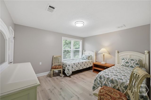 8818 Whitefield Avenue, Savannah, GA 31406