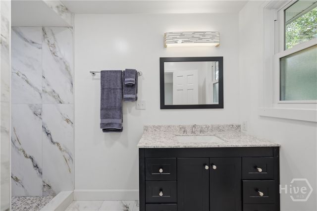 8818 Whitefield Avenue, Savannah, GA 31406