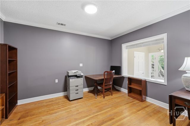 8818 Whitefield Avenue, Savannah, GA 31406