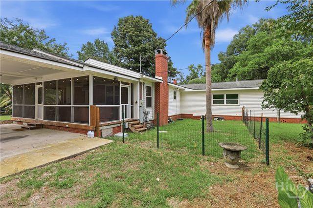 8818 Whitefield Avenue, Savannah, GA 31406