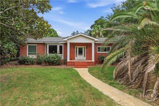 8818 Whitefield Avenue, Savannah, GA 31406