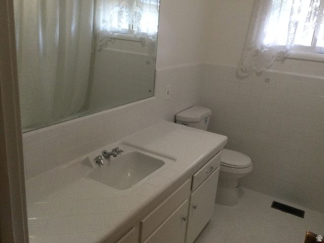 30 N MAIN ST, Aurora, UT 84620