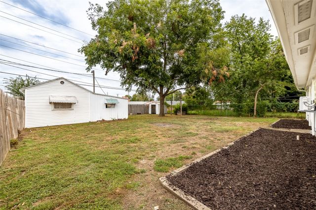1511 N Florence Place, Tulsa, OK 74110
