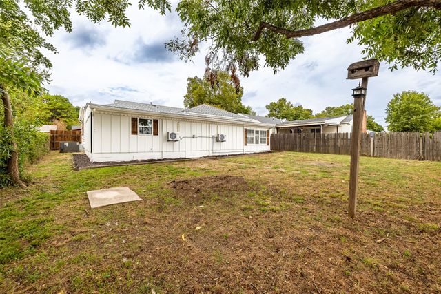 1511 N Florence Place, Tulsa, OK 74110