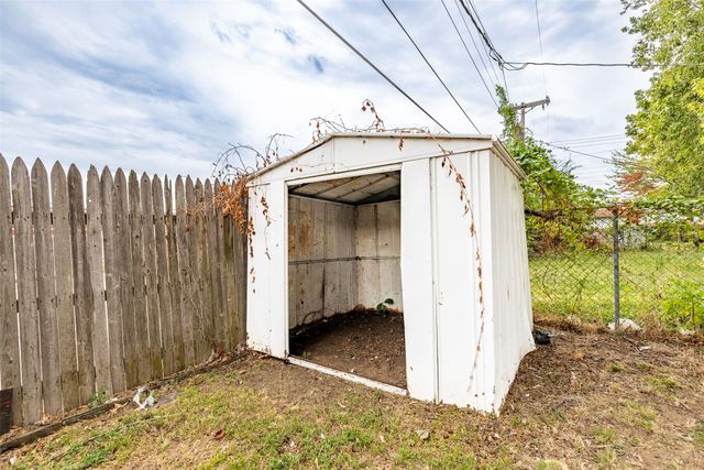 1511 N Florence Place, Tulsa, OK 74110