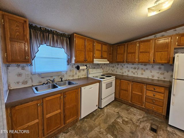 171 Lee Rd, Tellico Plains, TN 37385