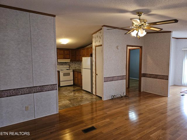 171 Lee Rd, Tellico Plains, TN 37385