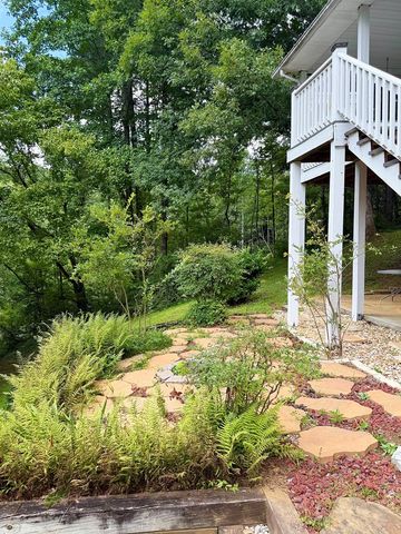 119 Ashlan Trail, Hayesville, NC 28904