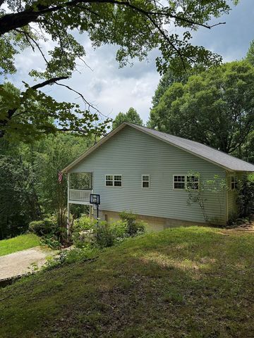 119 Ashlan Trail, Hayesville, NC 28904