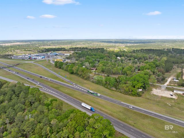 24200 Waterworld Road, Robertsdale, AL 36567