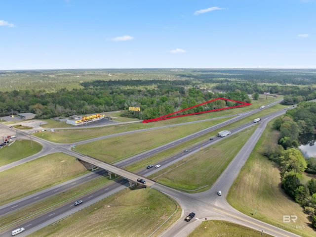 24200 Waterworld Road, Robertsdale, AL 36567