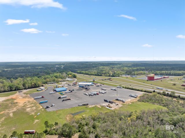 24200 Waterworld Road, Robertsdale, AL 36567