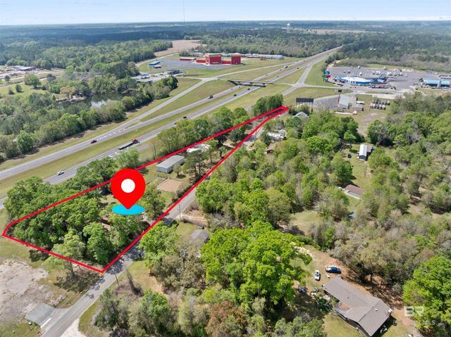 24200 Waterworld Road, Robertsdale, AL 36567