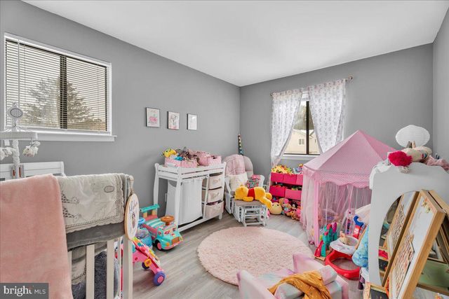 17 FRANKLIN AVE, Berlin, NJ 08009