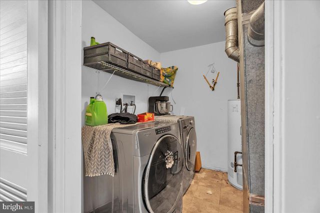 17 FRANKLIN AVE, Berlin, NJ 08009