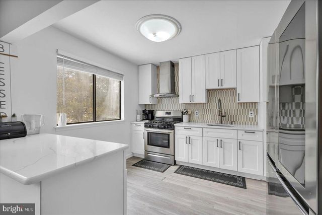 17 FRANKLIN AVE, Berlin, NJ 08009